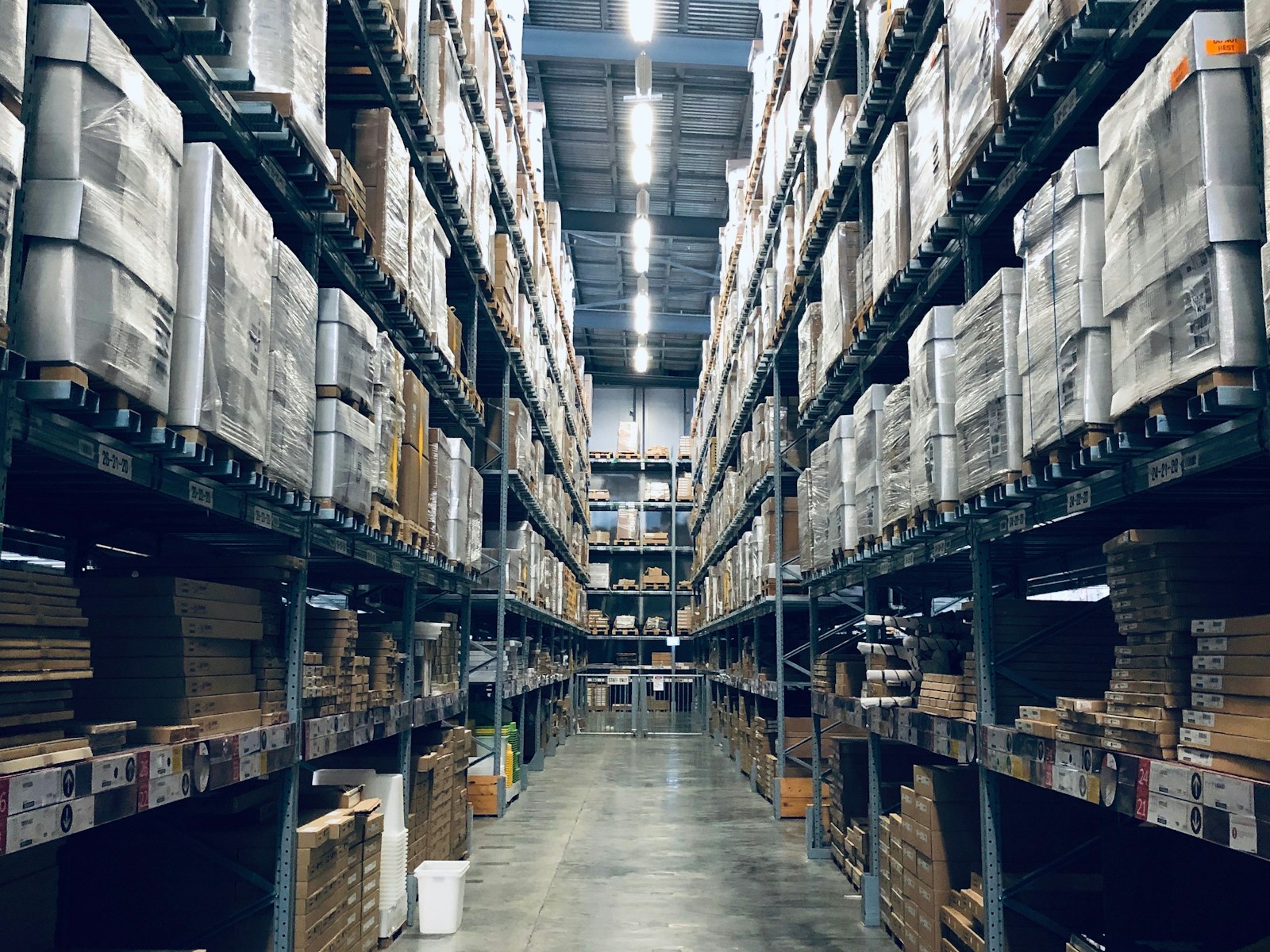 Warehouse Facility With Loading Bay